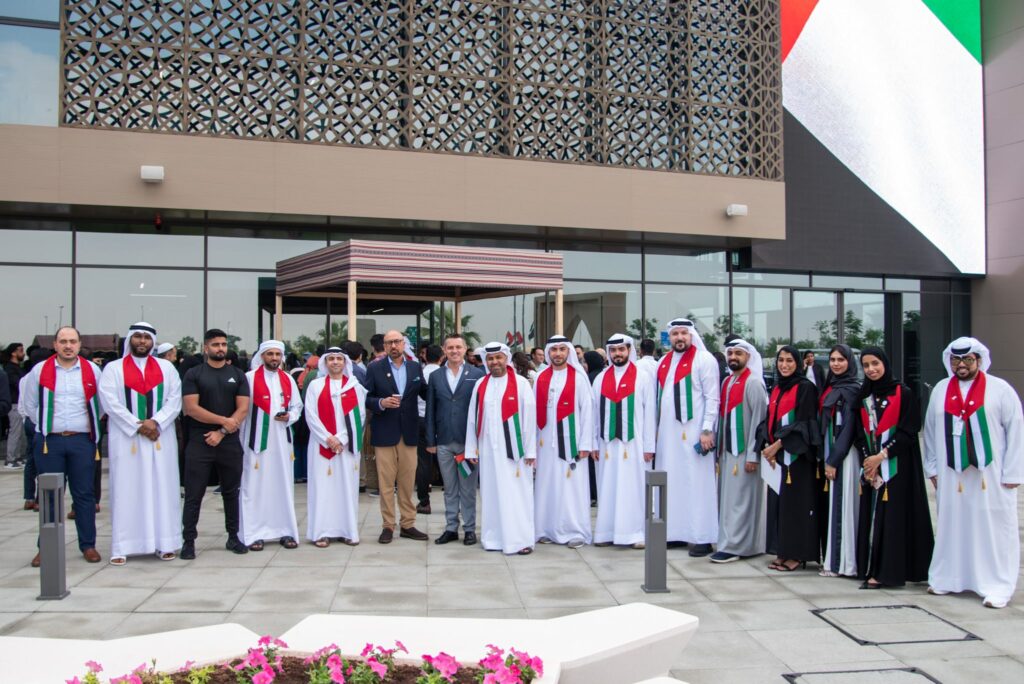 "شمس" تحتفل بعيد الاتحاد الـ"52".